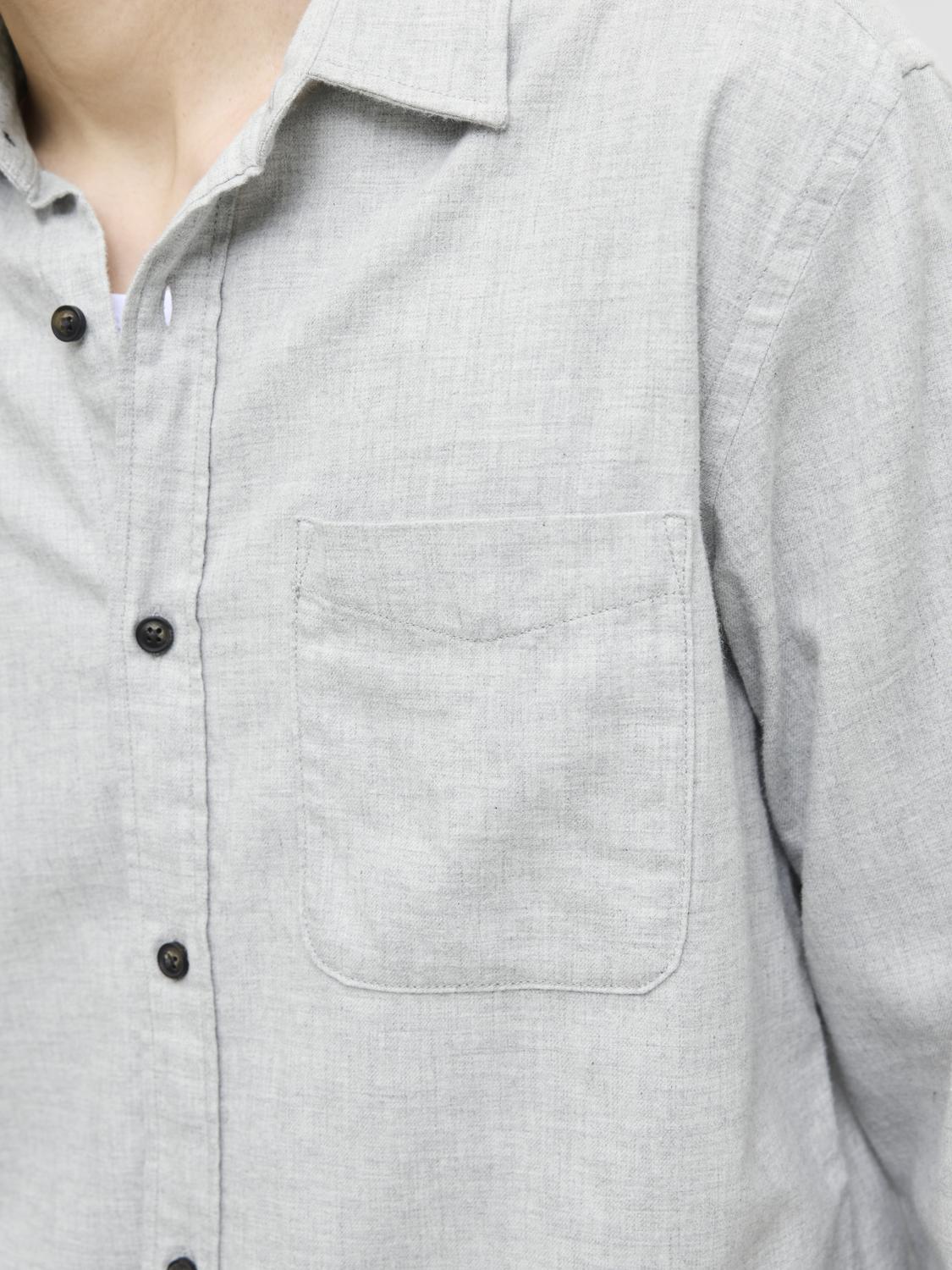 model_shot-detail