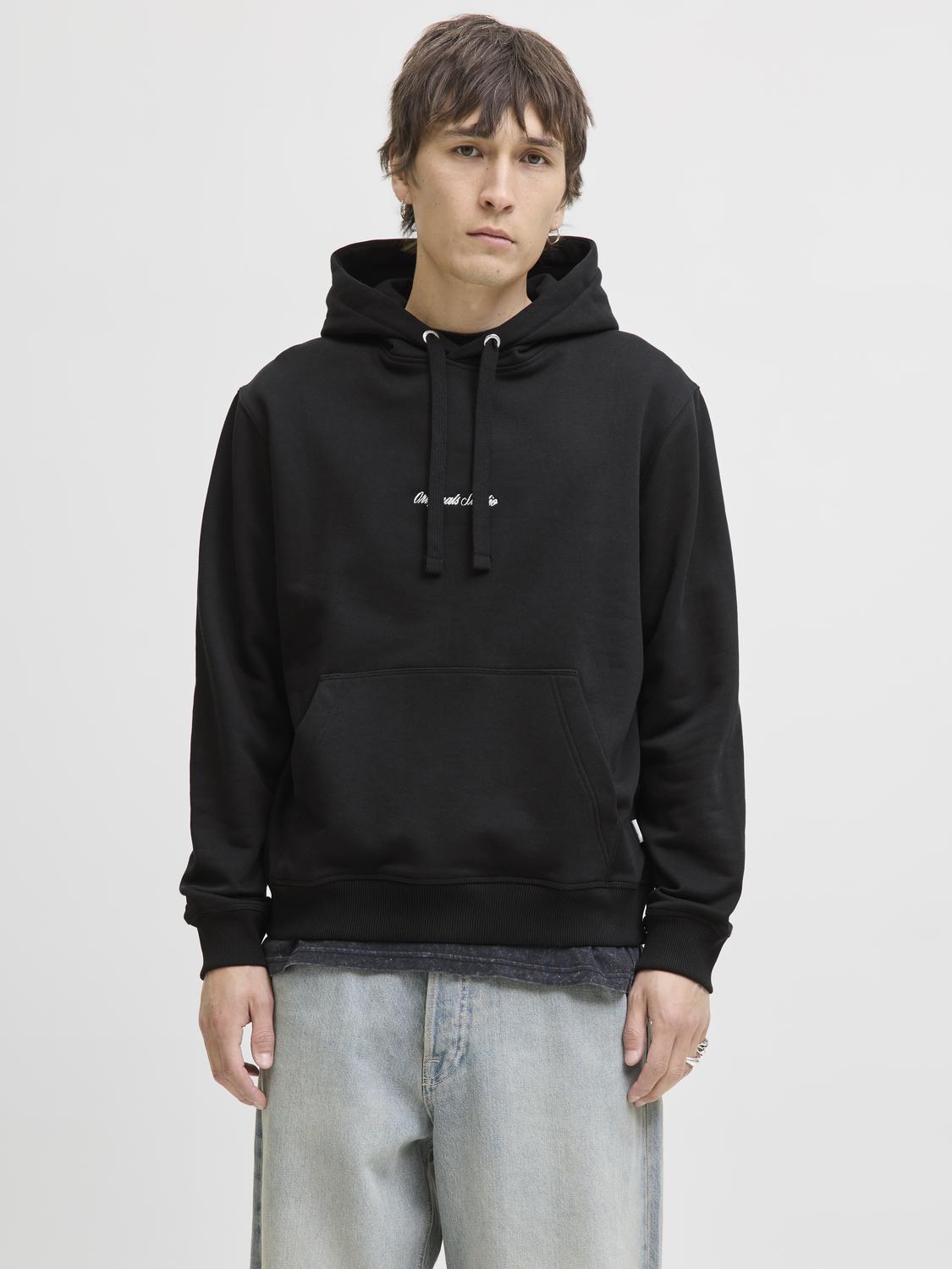model_shot-front