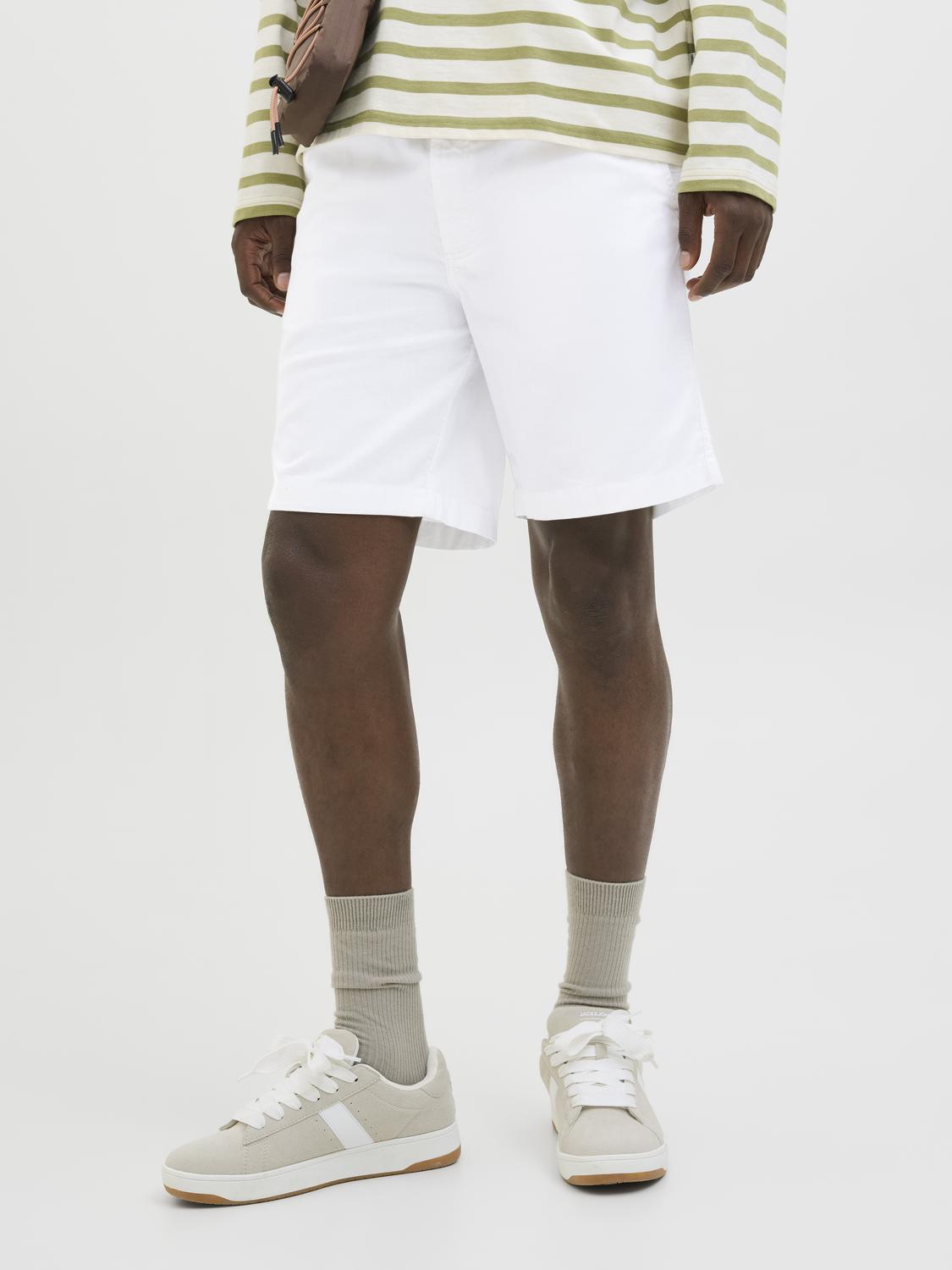 model_shot-front