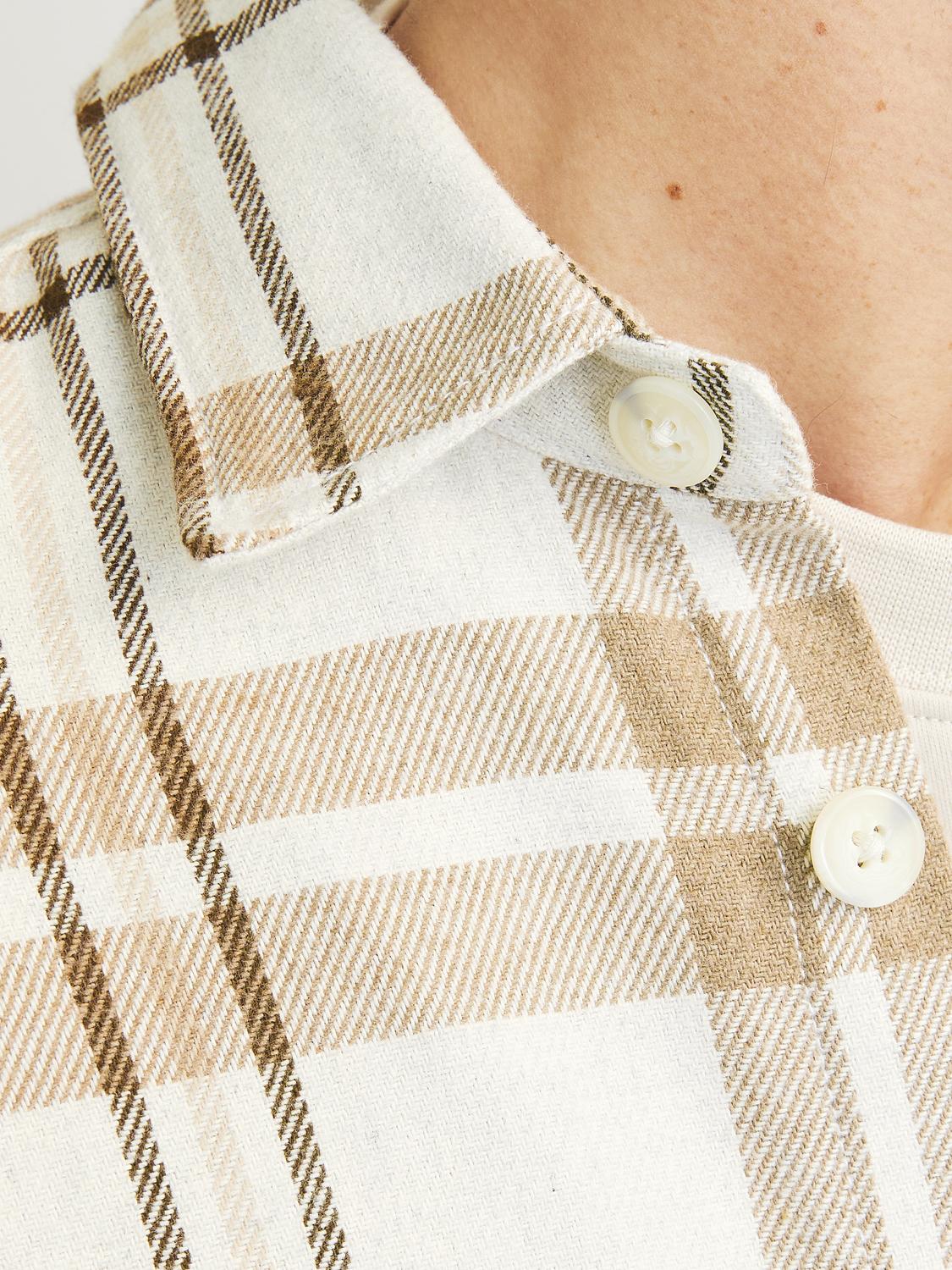 model_shot-detail