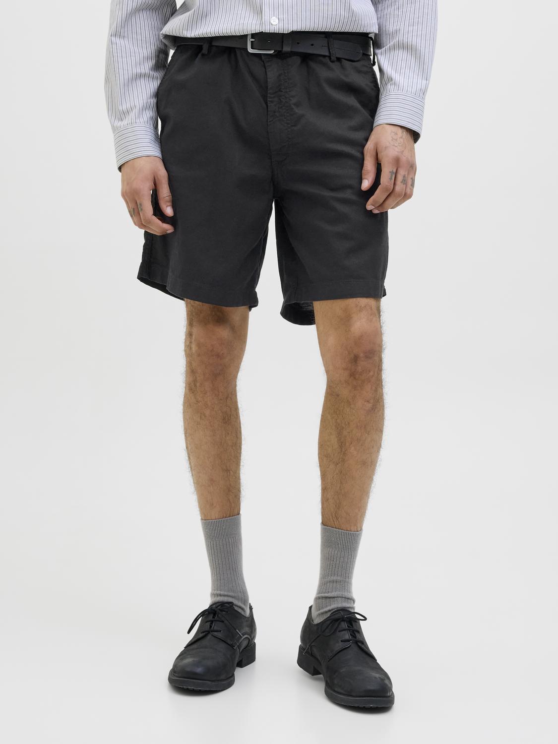model_shot-front