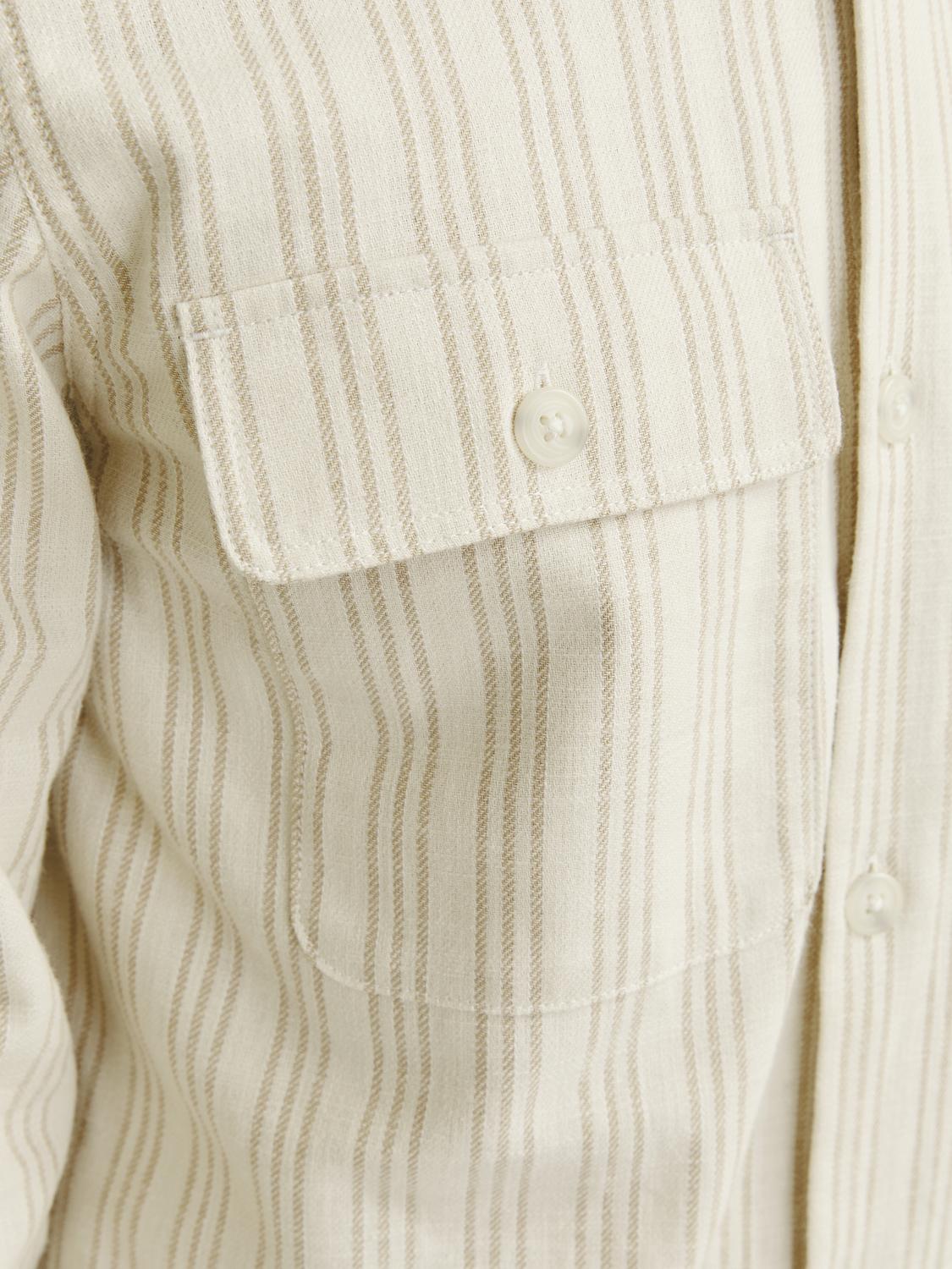 model_shot-detail