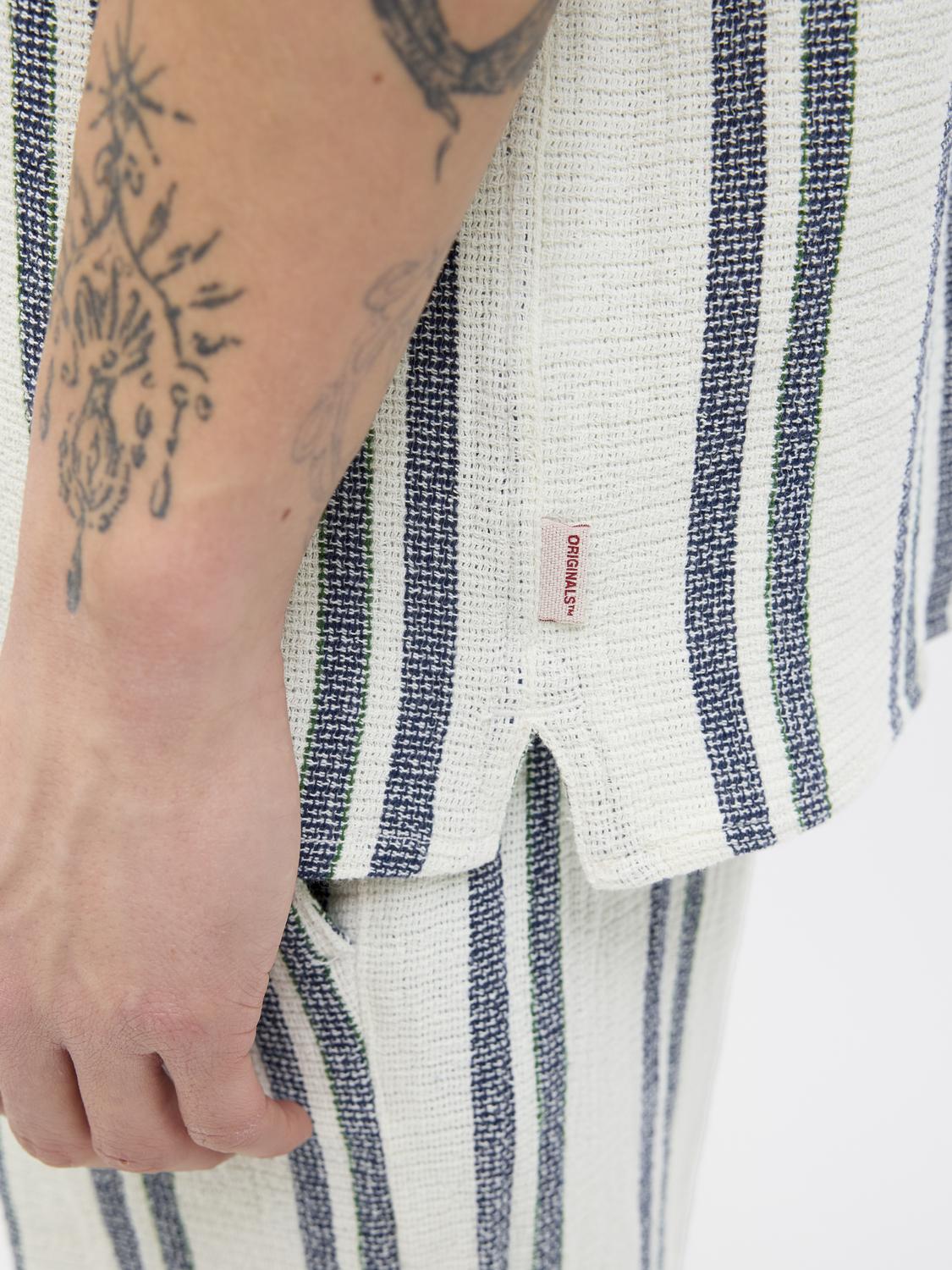 model_shot-detail