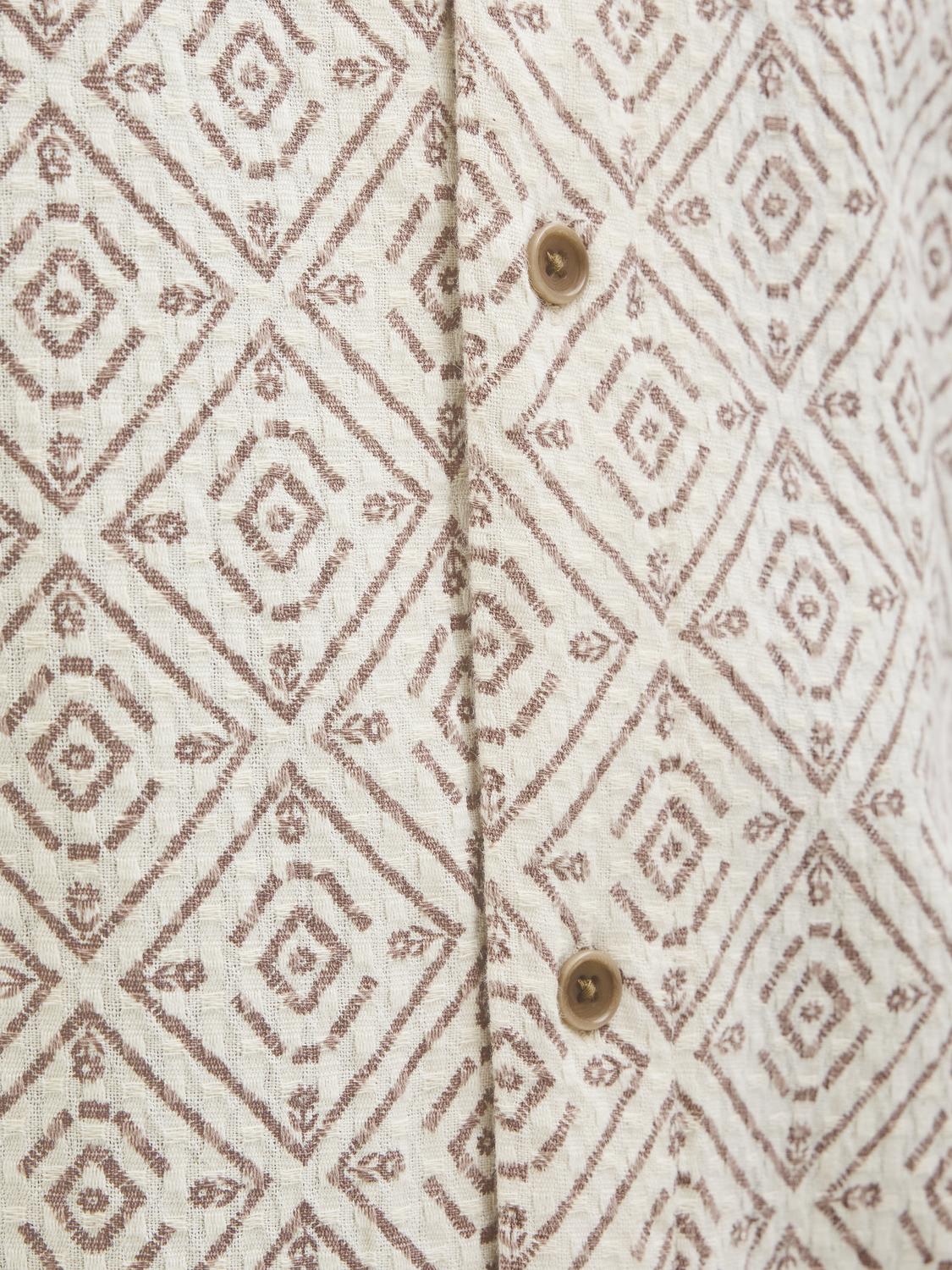 model_shot-detail