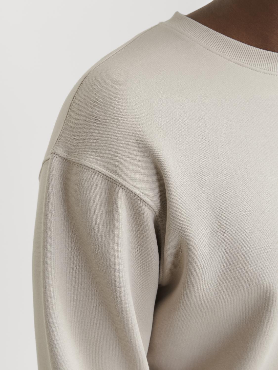 model_shot-detail