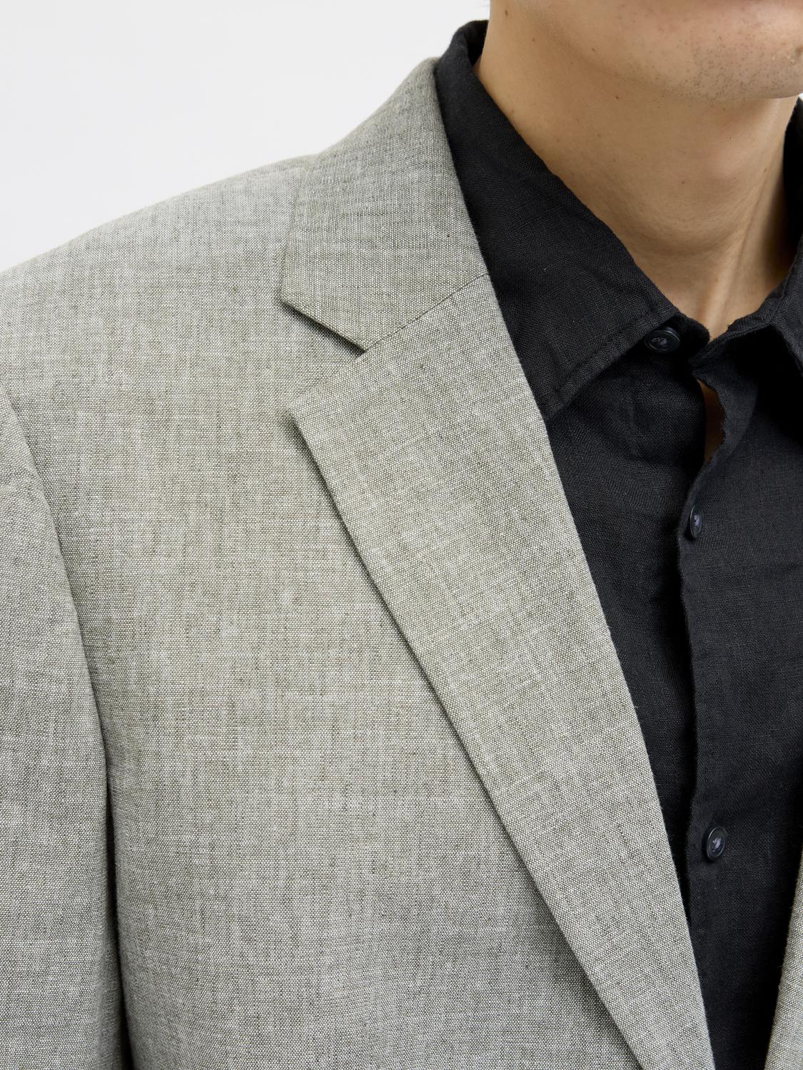 model_shot-detail