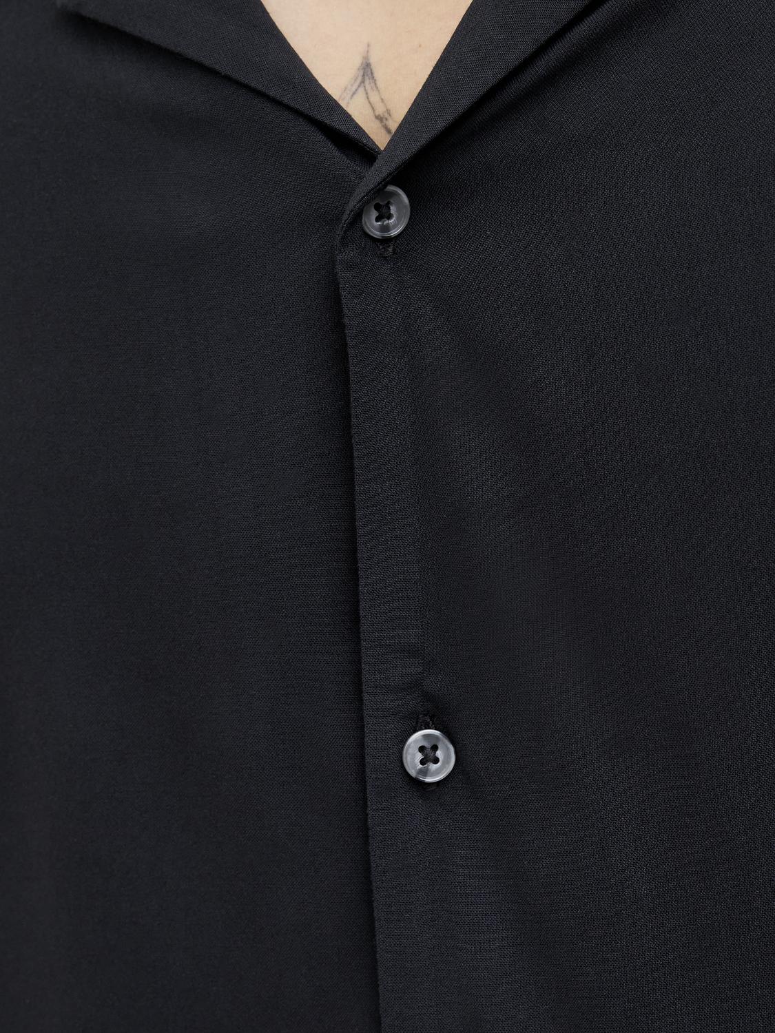 model_shot-detail