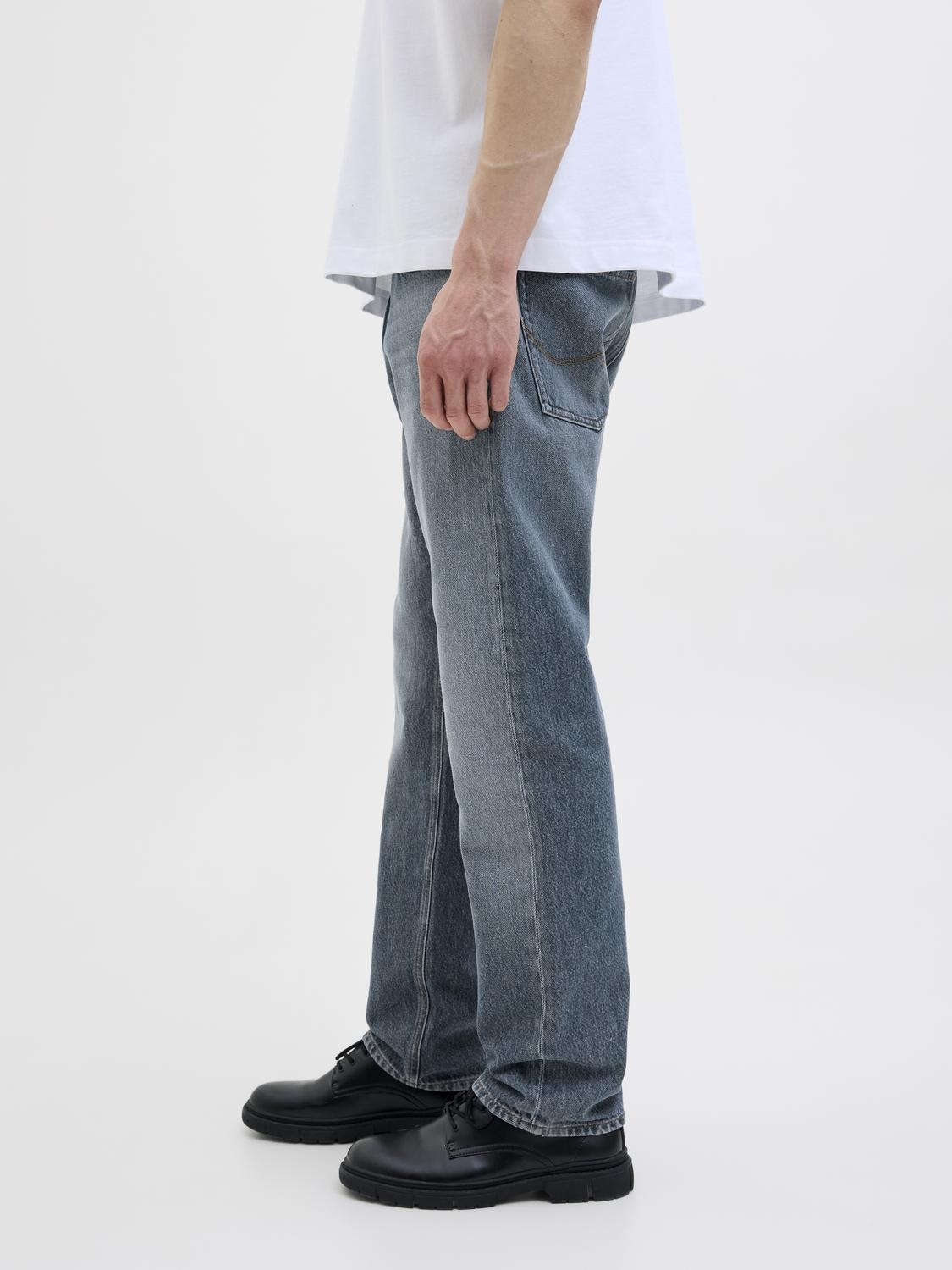 model_shot-detail