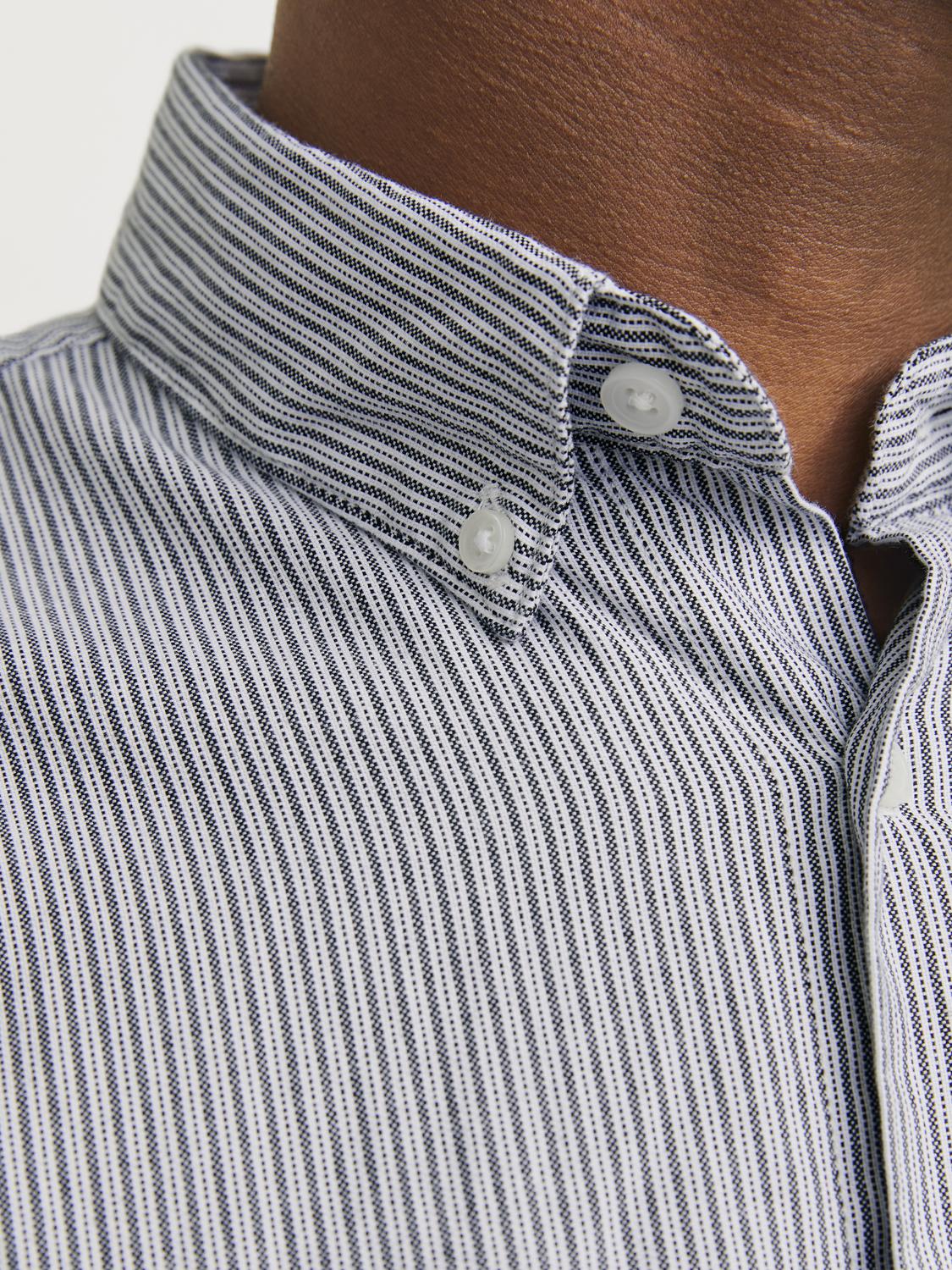model_shot-detail