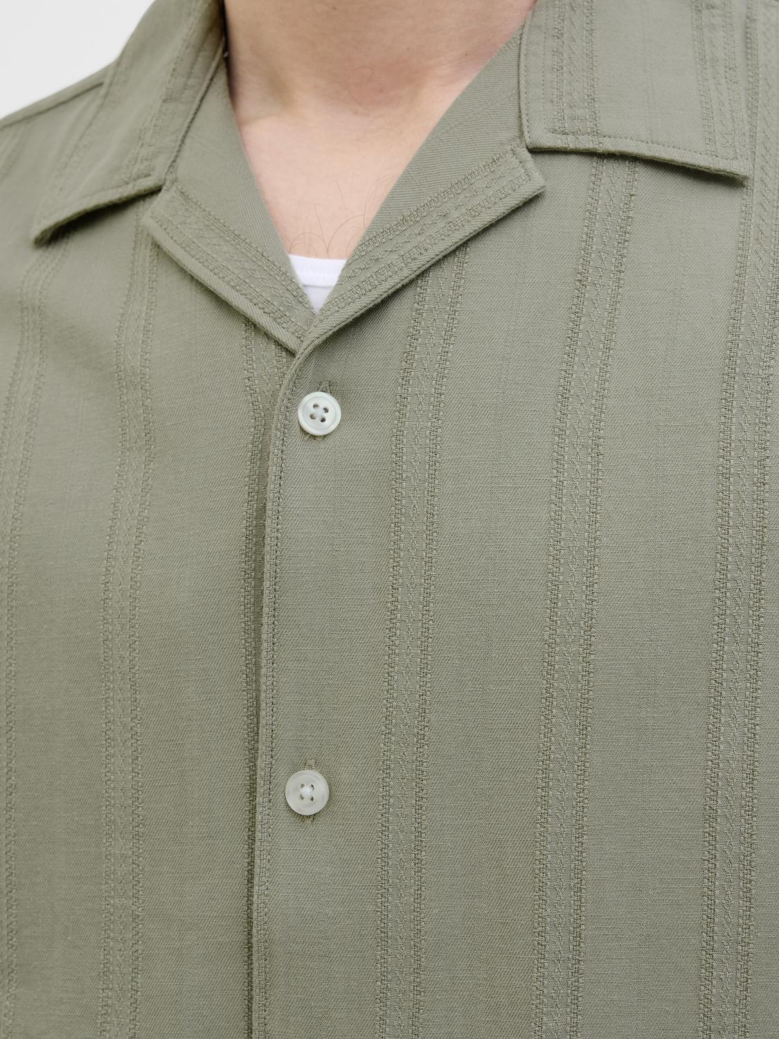 model_shot-detail