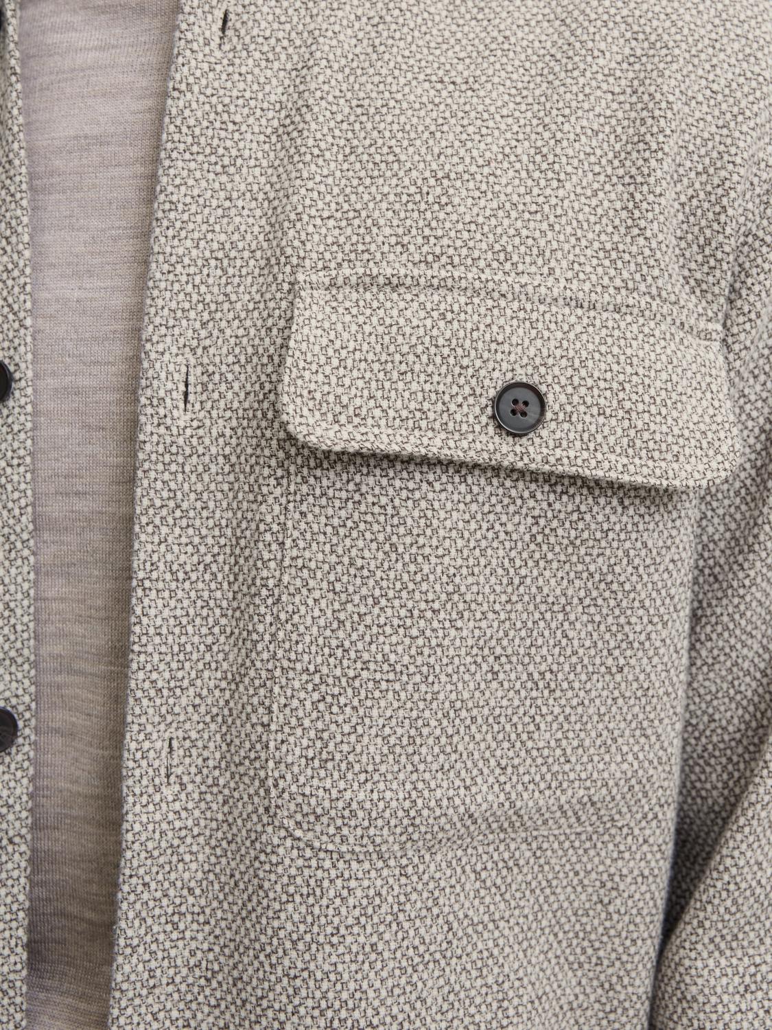 model_shot-detail
