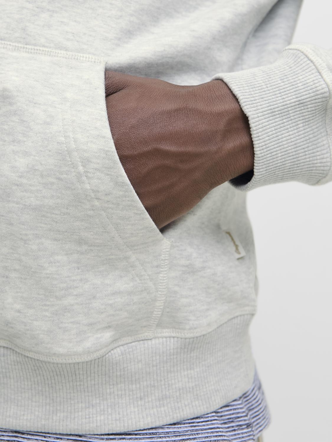 model_shot-detail