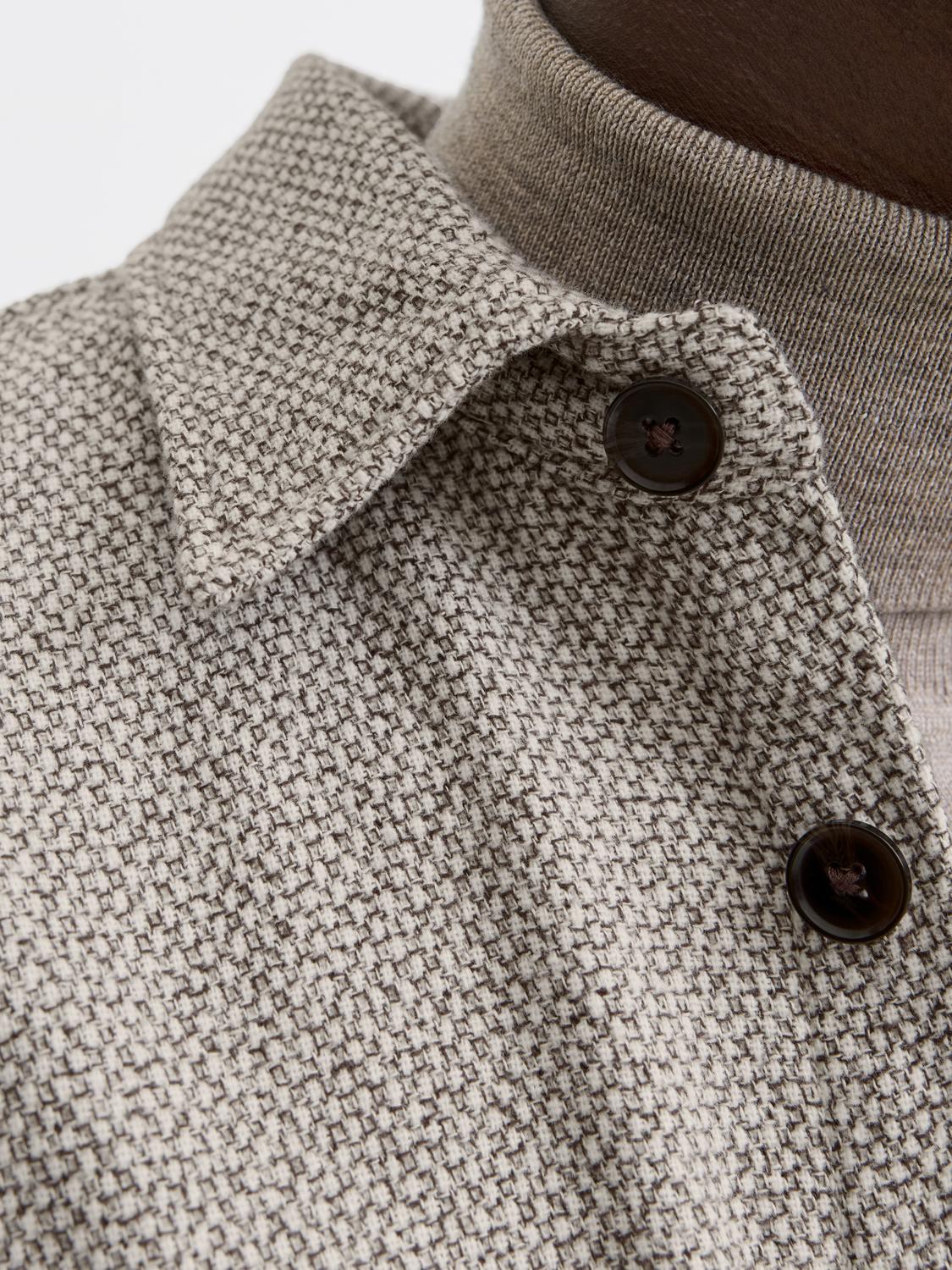 model_shot-detail