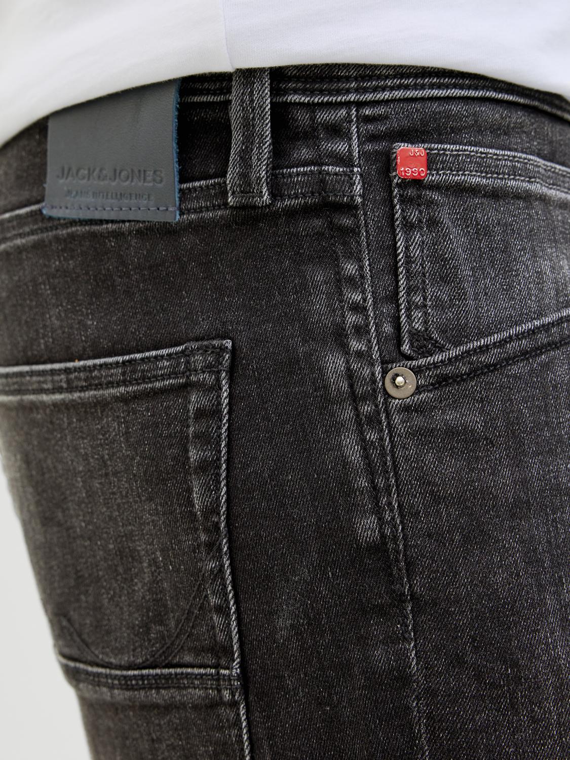 model_shot-detail