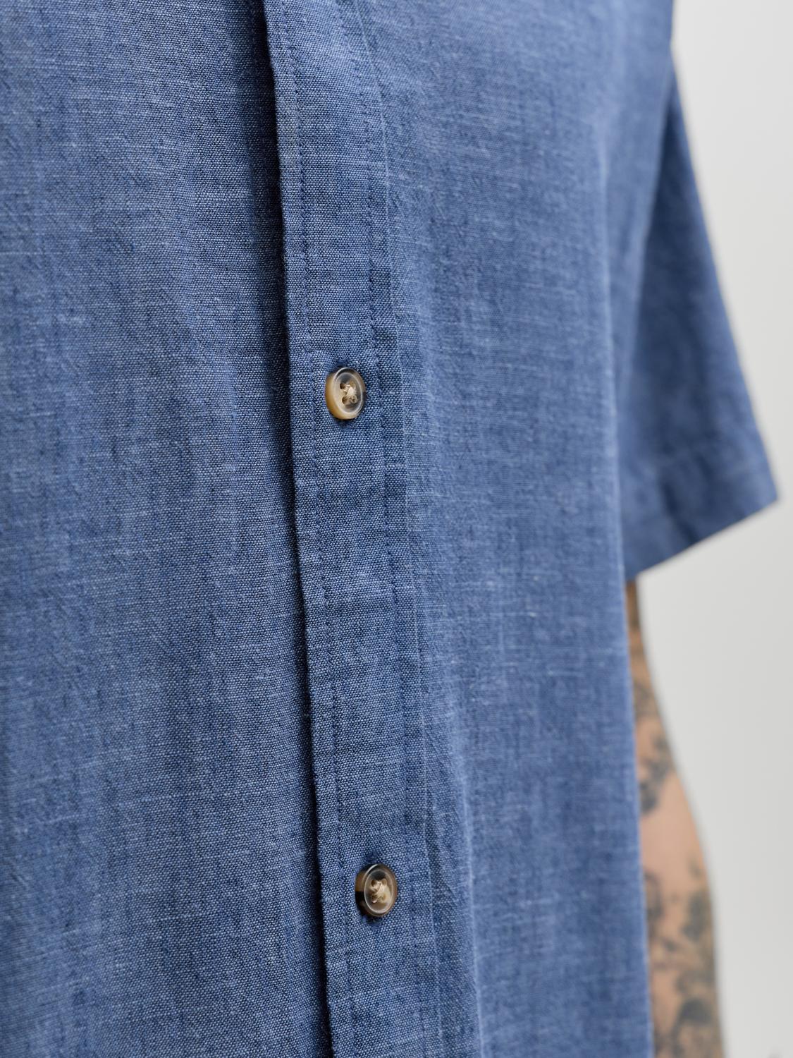 model_shot-detail