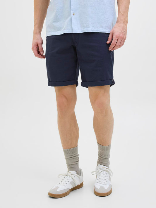model_shot-front