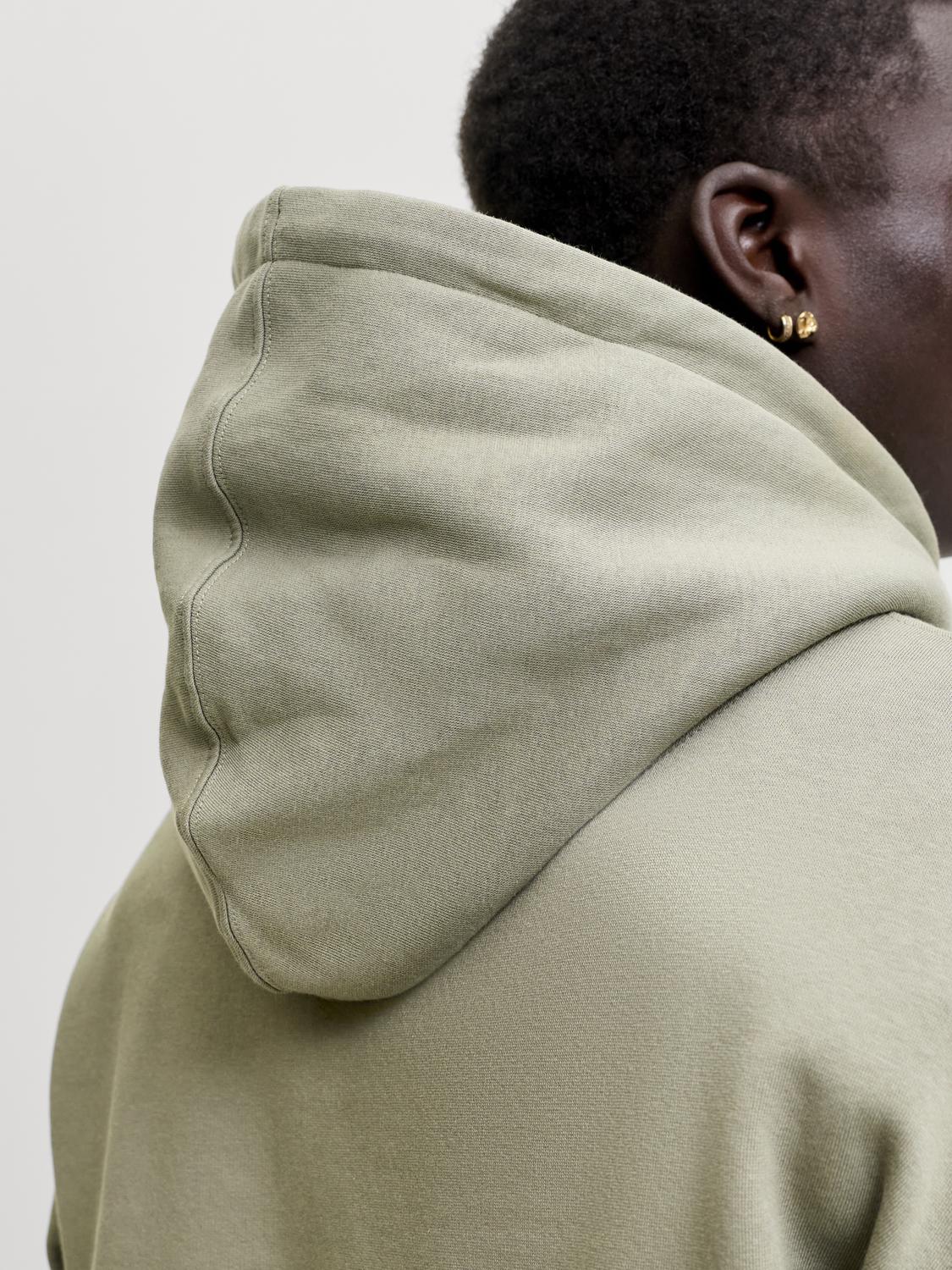 model_shot-detail