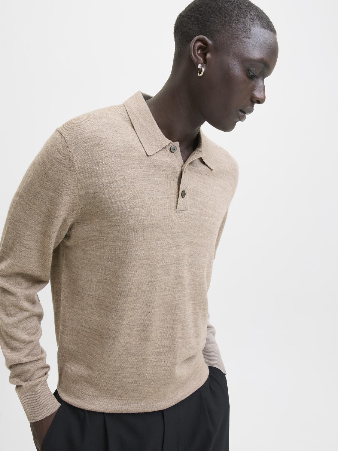 model_shot-creative