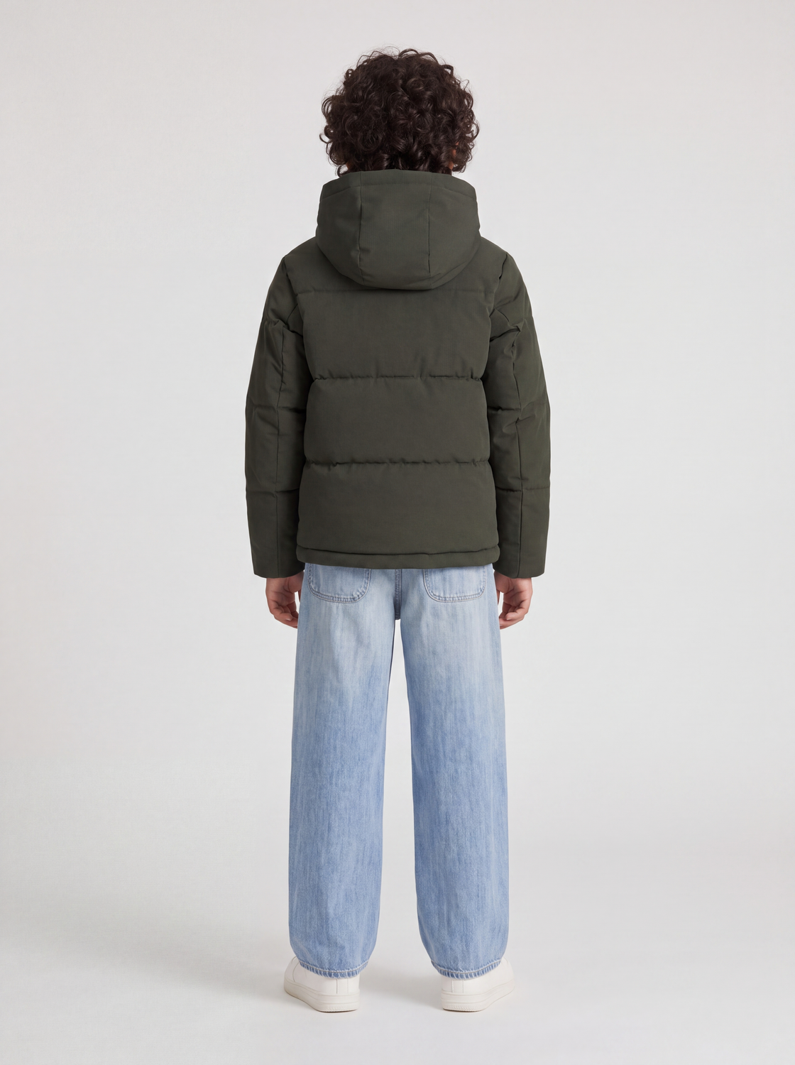 model_shot-back