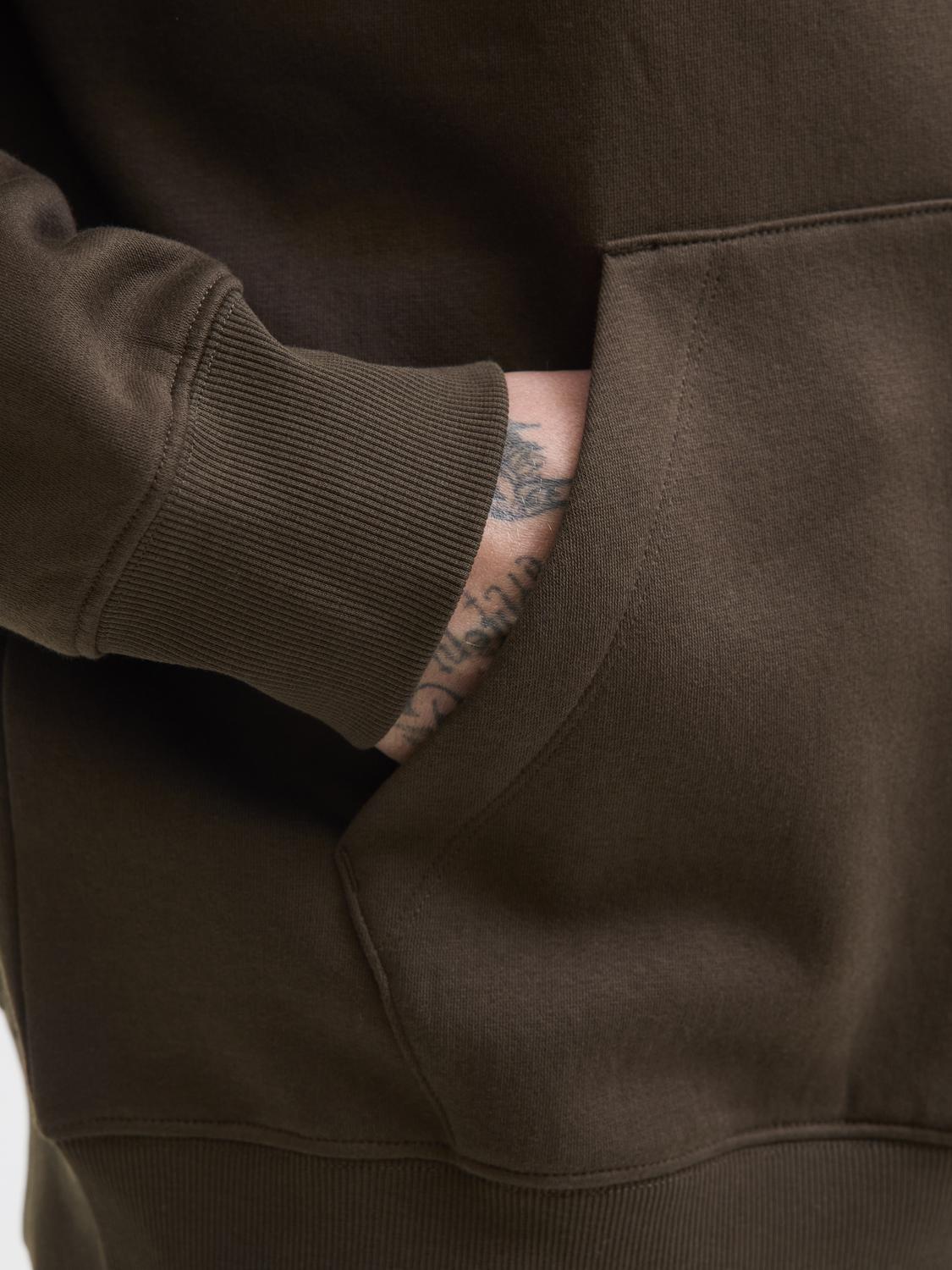 model_shot-detail