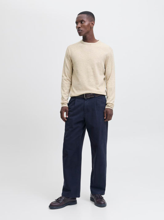 model_shot-front_full