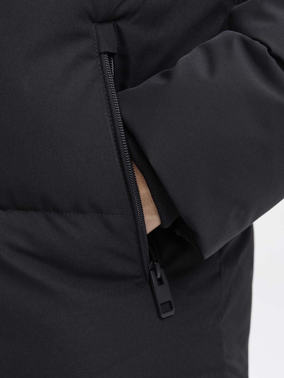 model_shot-detail