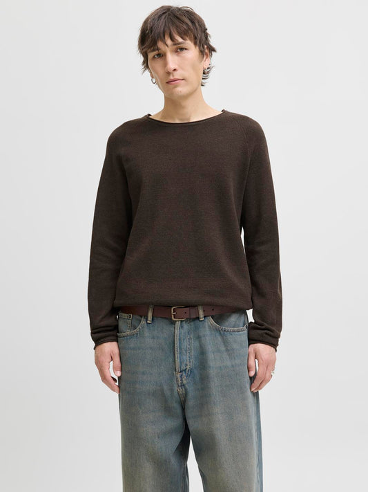 model_shot-front