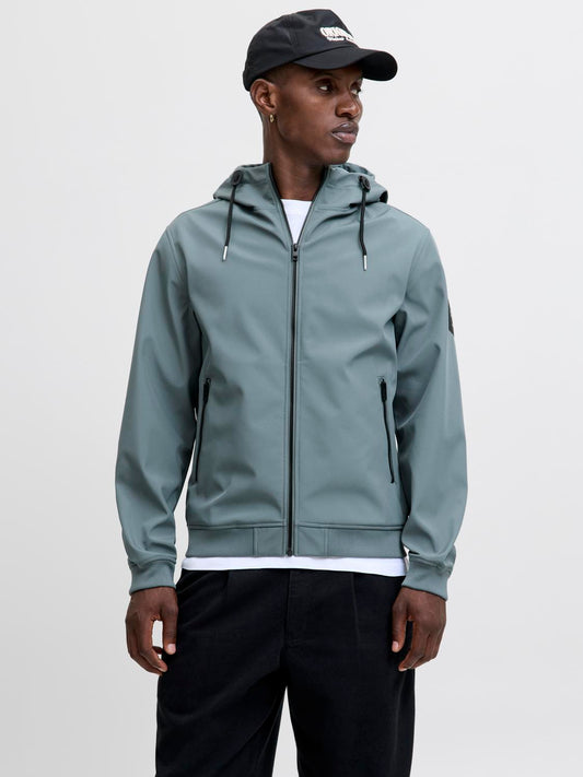 model_shot-front