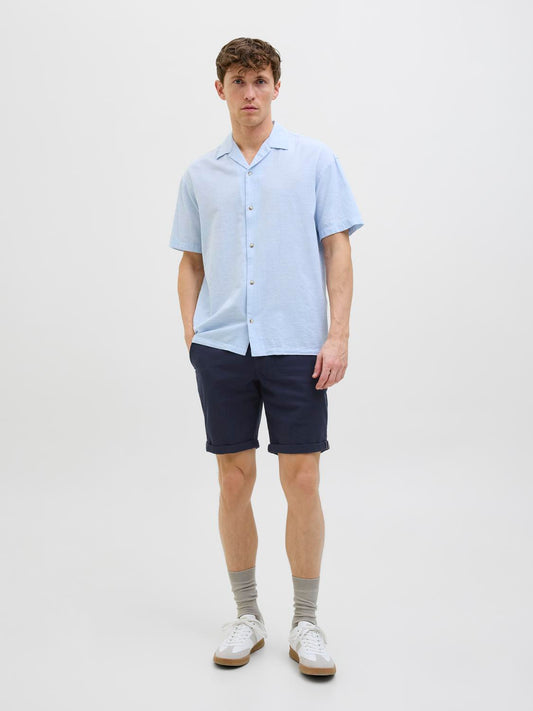 model_shot-front_full