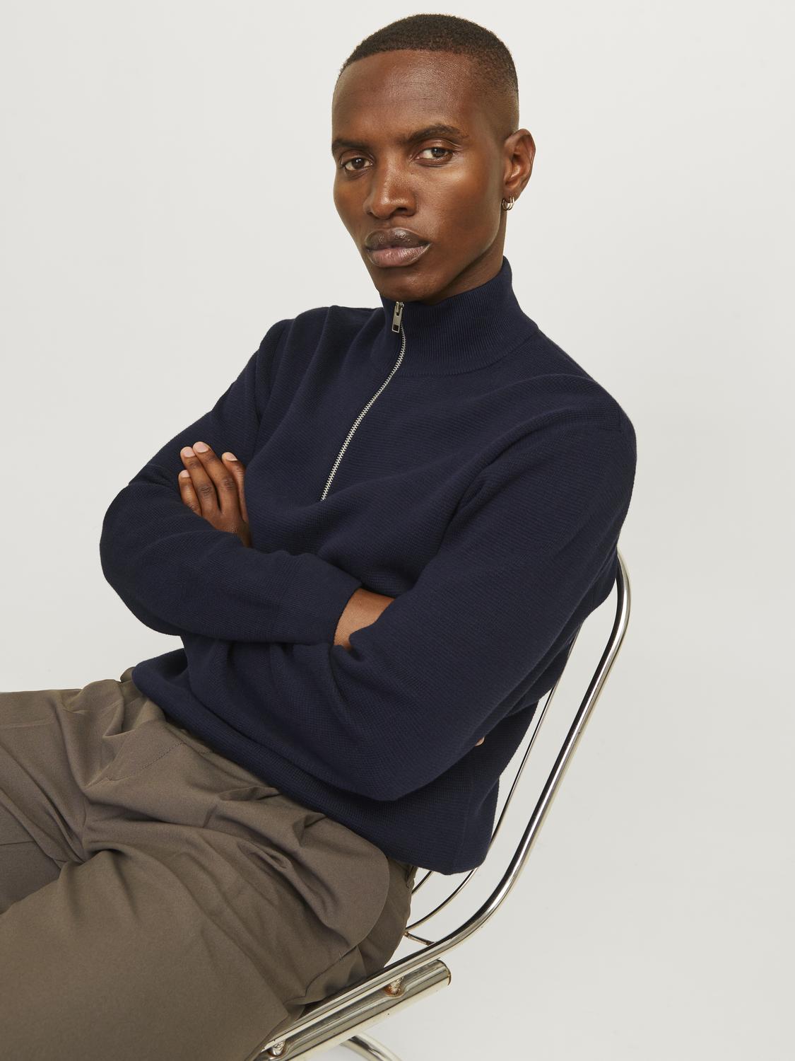 model_shot-creative