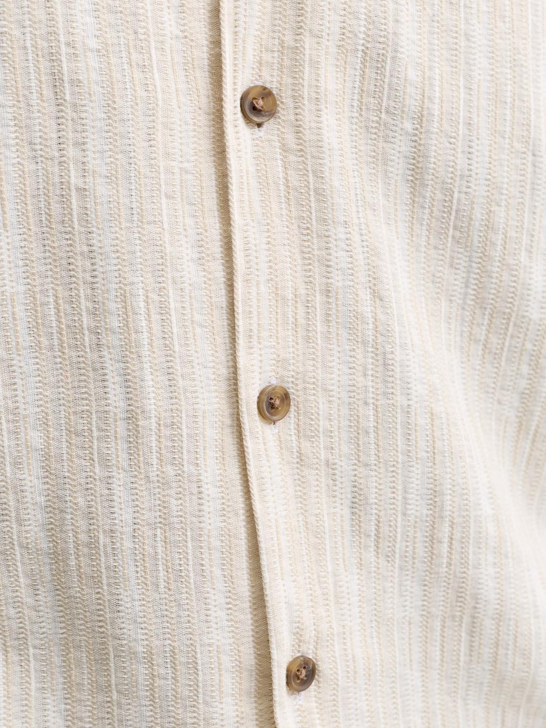 model_shot-detail