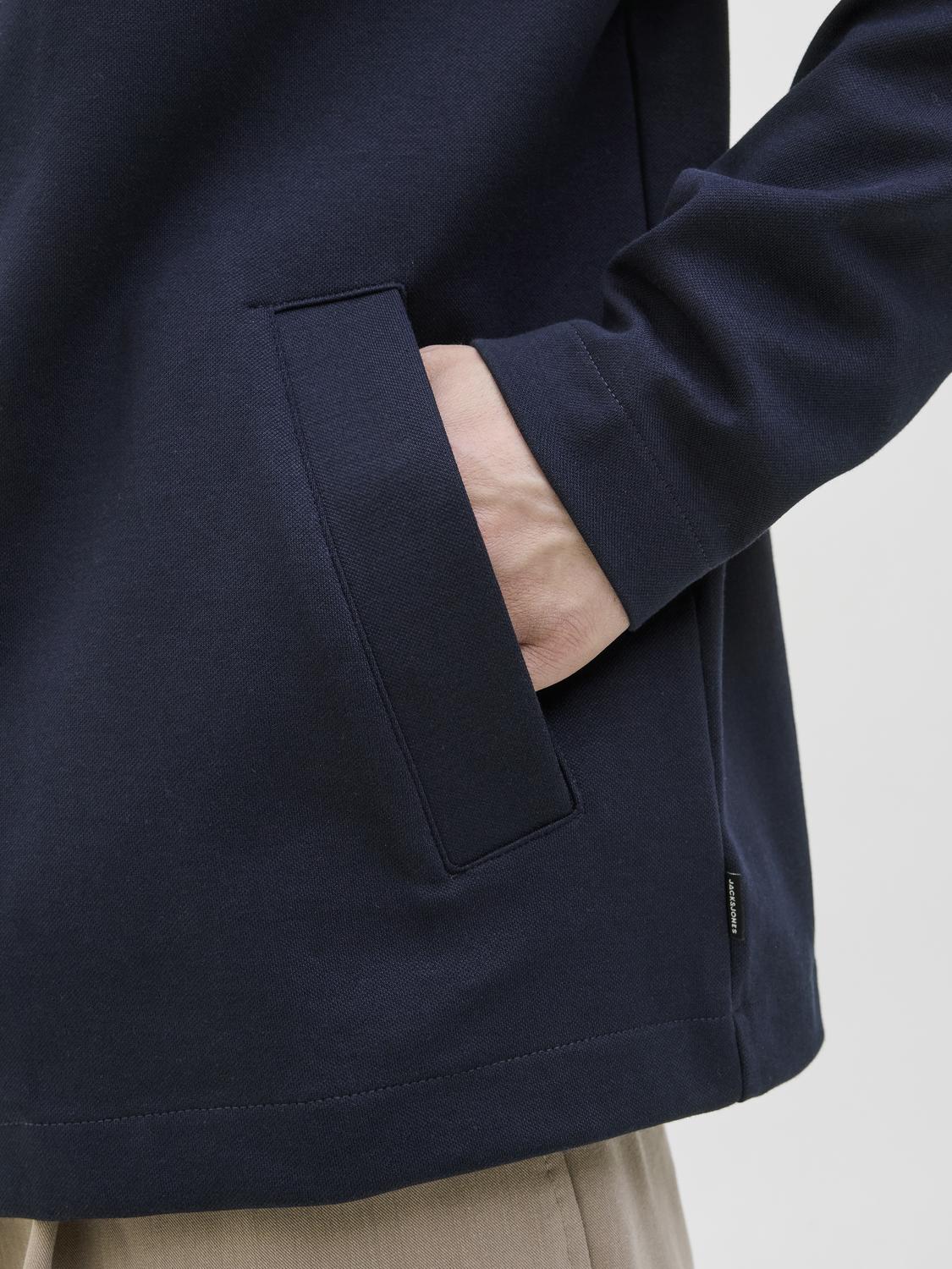model_shot-detail