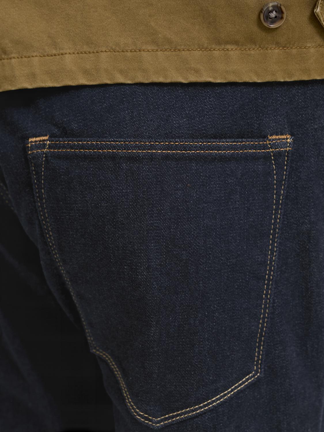 model_shot-detail