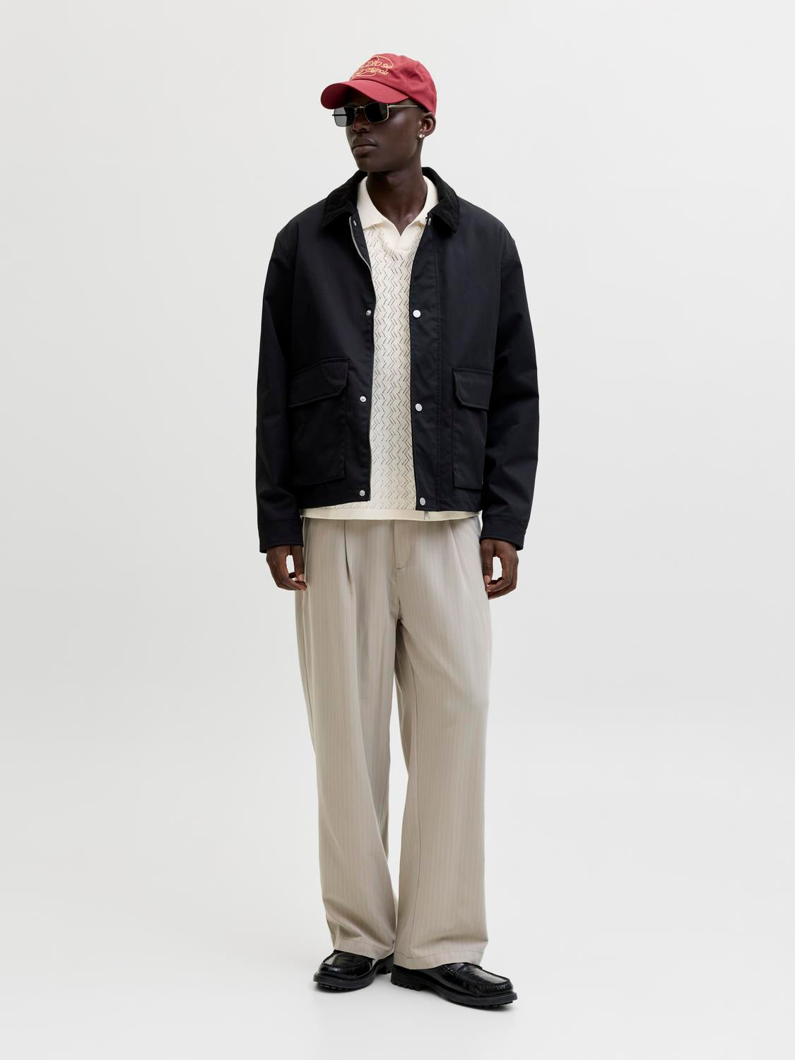 model_shot-front_full