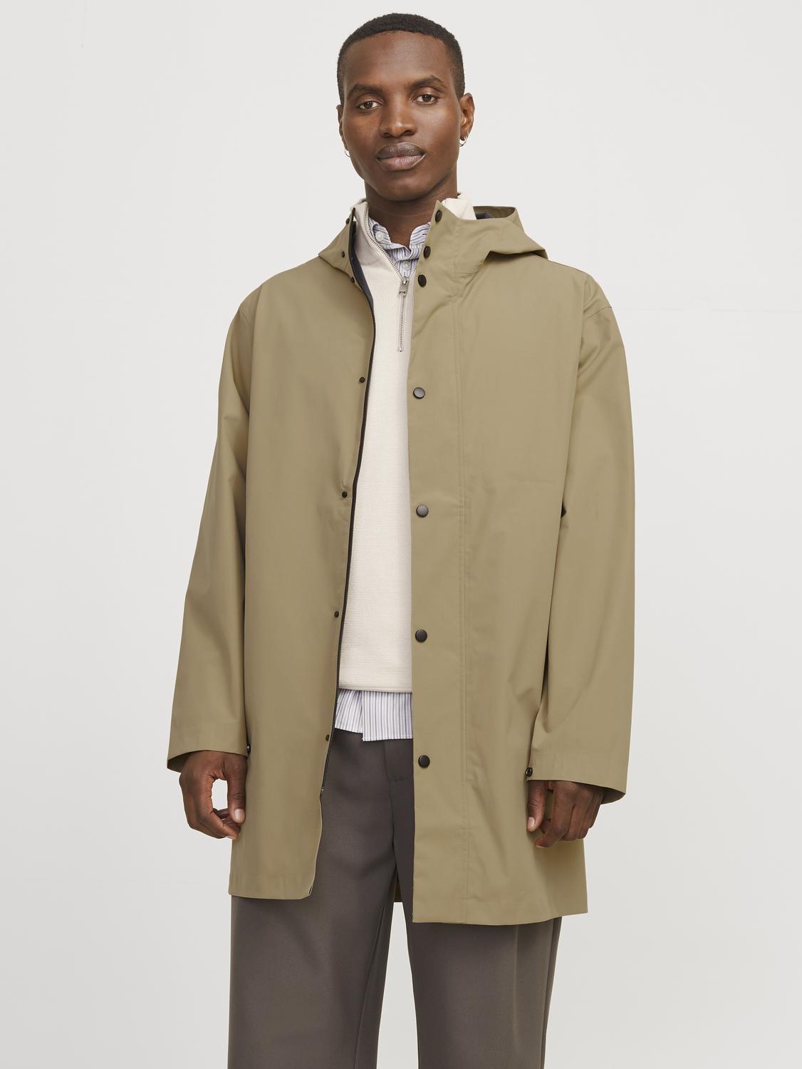 model_shot-front