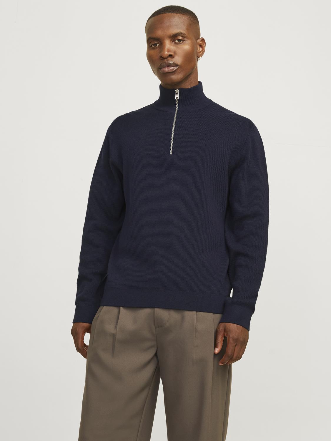 model_shot-front