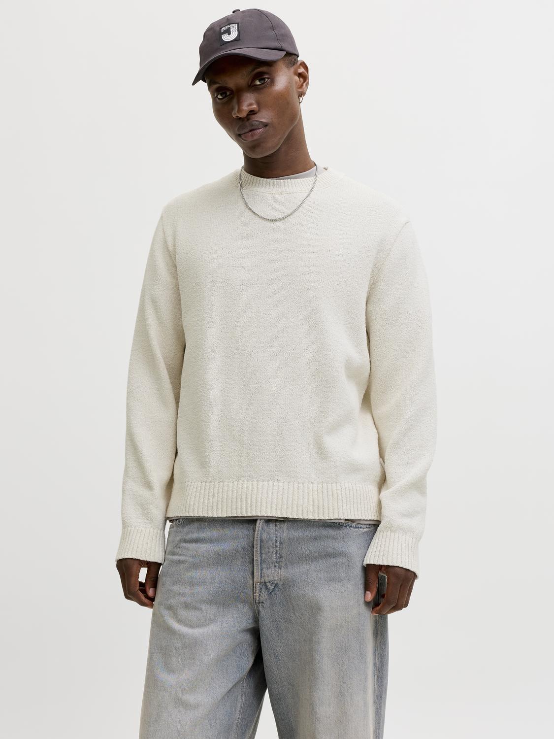 model_shot-front