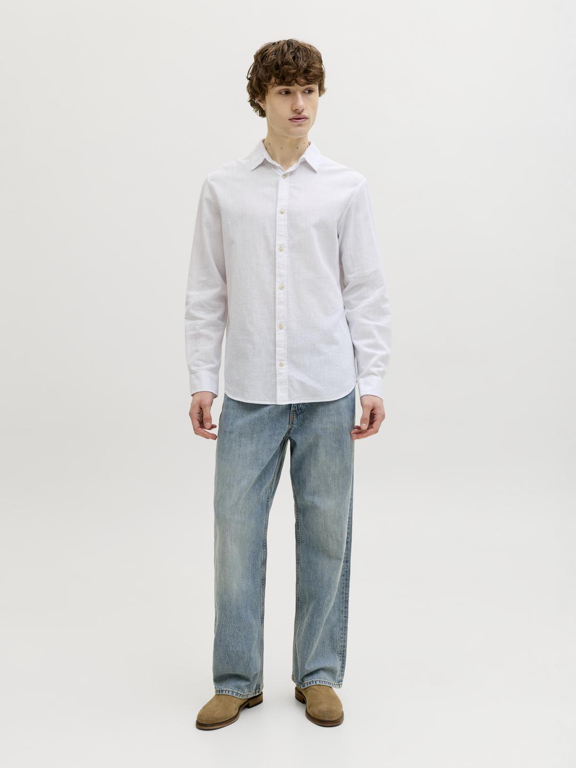 model_shot-front_full