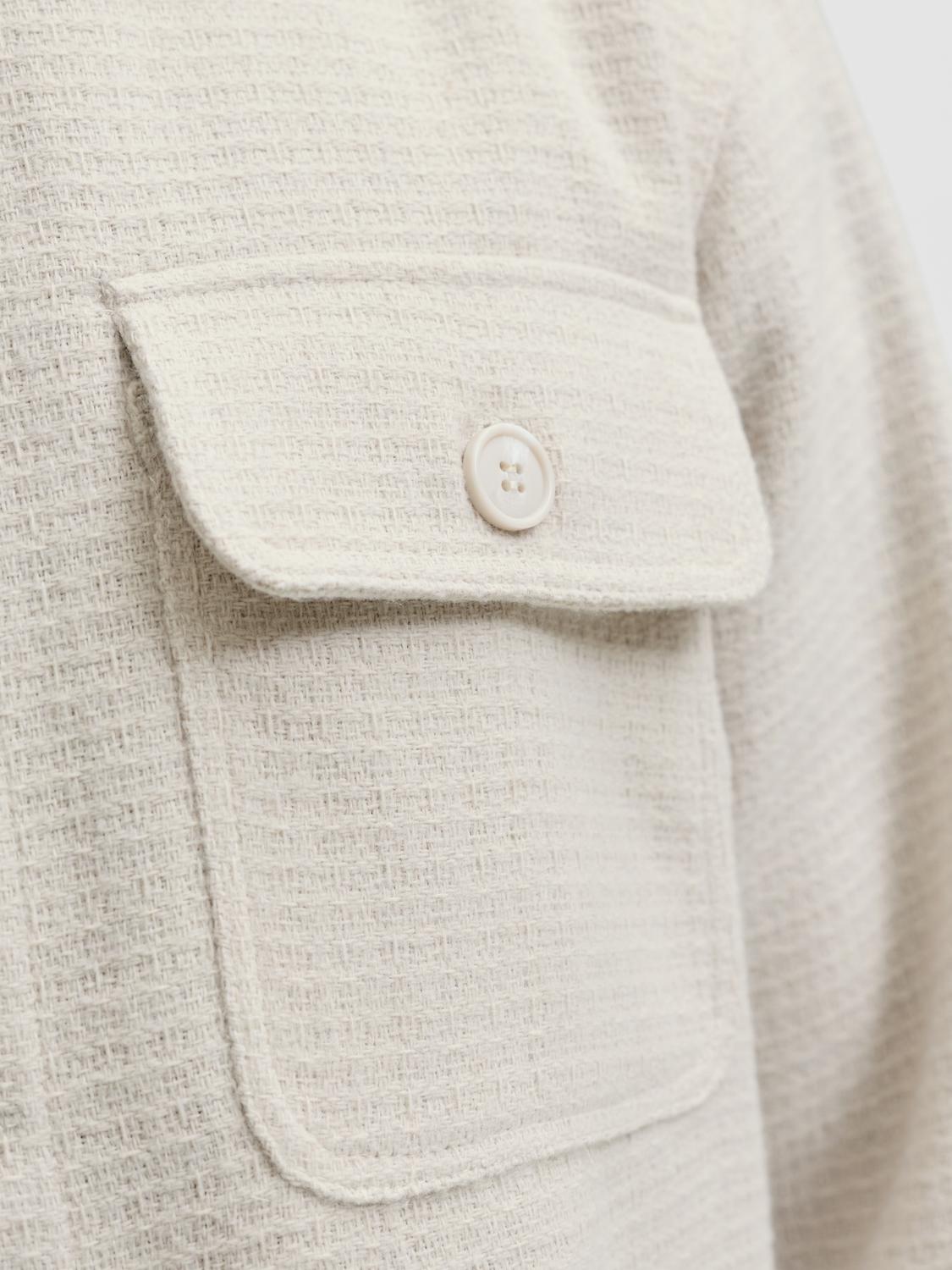 model_shot-detail