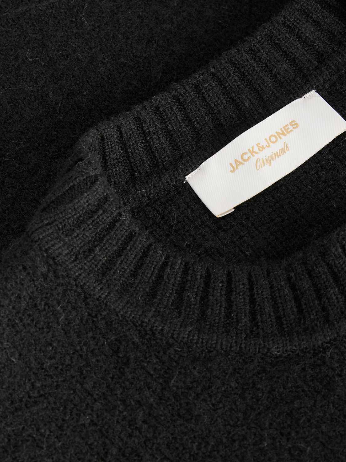 model_shot-detail