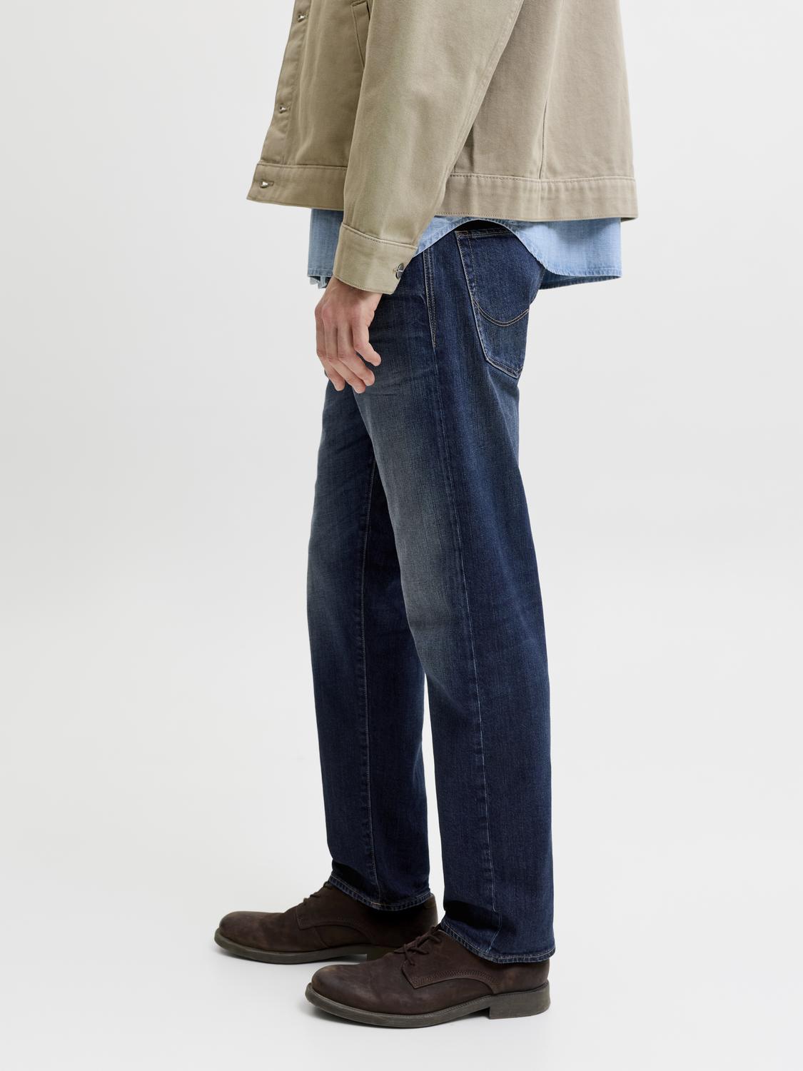 model_shot-detail
