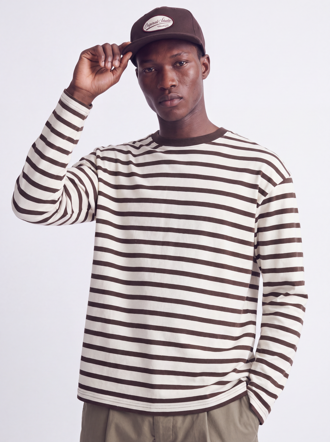 model_shot-creative